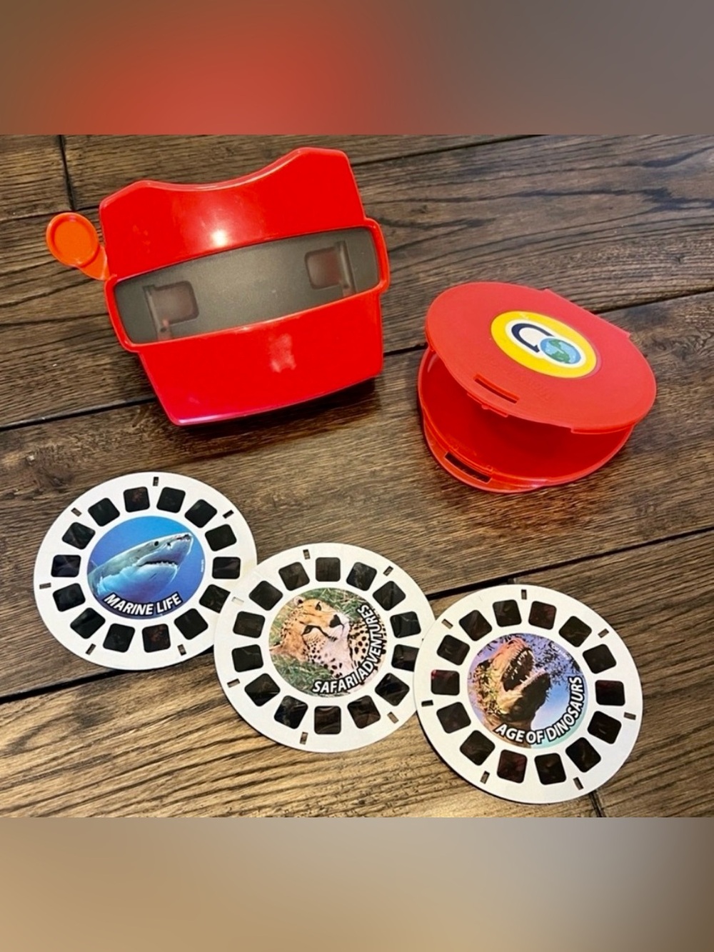 VIEW MASTER -3D VIEWER SET - MARINE LIFE, SAFARI ADVENTURES, AGE OF THE DINOSAUR